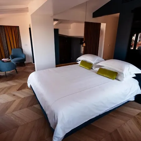 Migliori Collection Loft Roof Rome